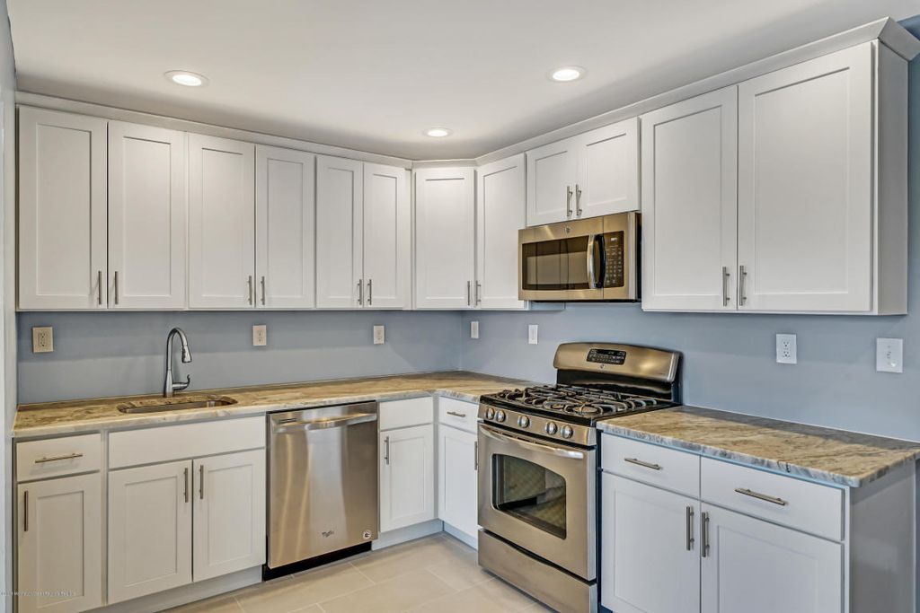 CNC Luxor White Kitchen Cabinets – RTA Wood Cabinets