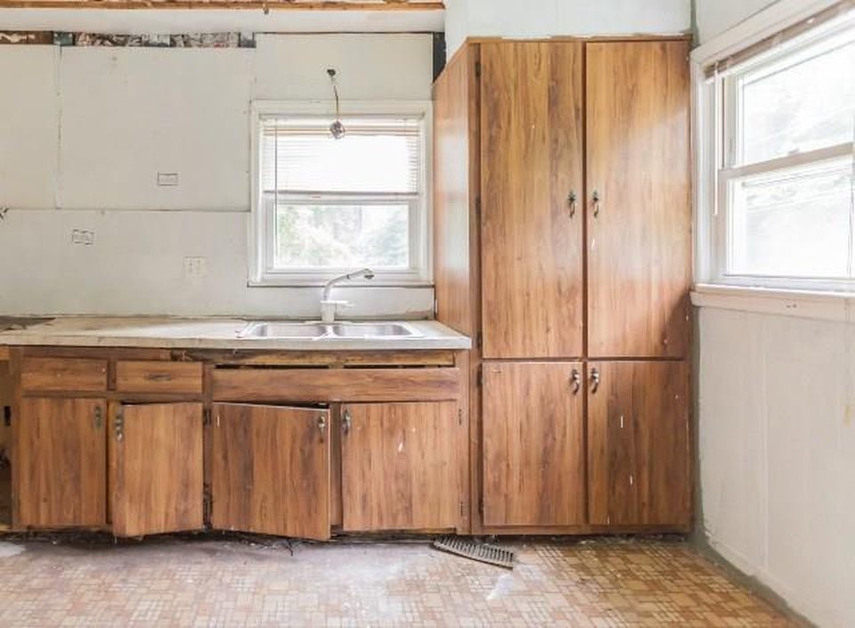 When Should You Replace Your Kitchen Cabinets? - RTA Wood Cabinets