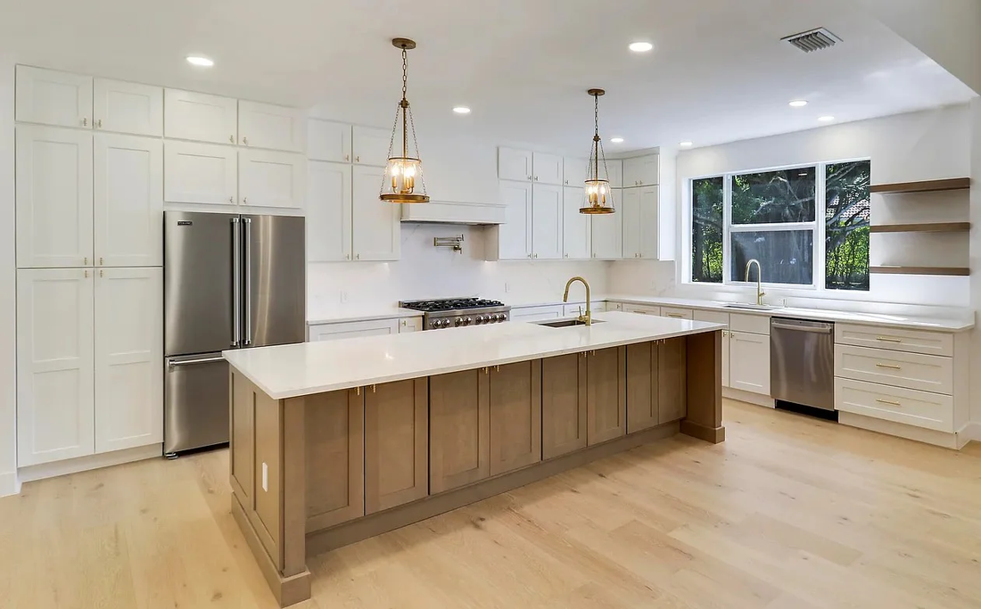 Shaker Style Cabinets: How to Choose the Right Finish, Construction & Kitchen Fit